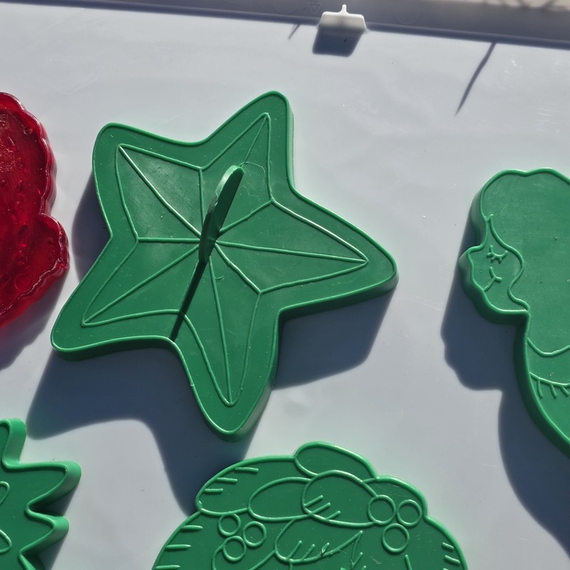 Lot 6 Wilton Christmas Cookie Cutters Turkey House angel candle wreath star 1978 gallery