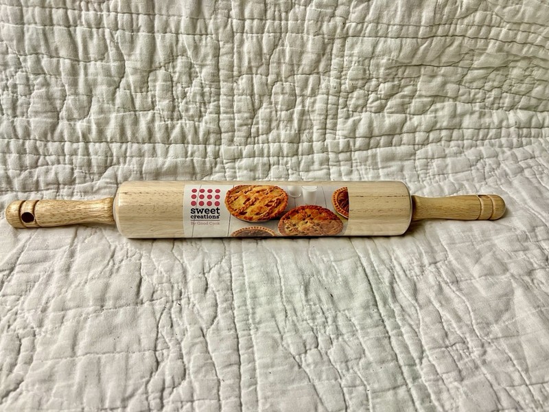 Sweet Creations by Good Cook Wooden Rolling Pin Roller 9.75" Full Length 17.25"