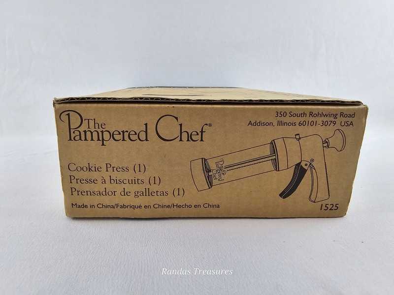 Pampered Chef Cookie Press #1525 New In Box Easy Grip Handle 16 Discs gallery