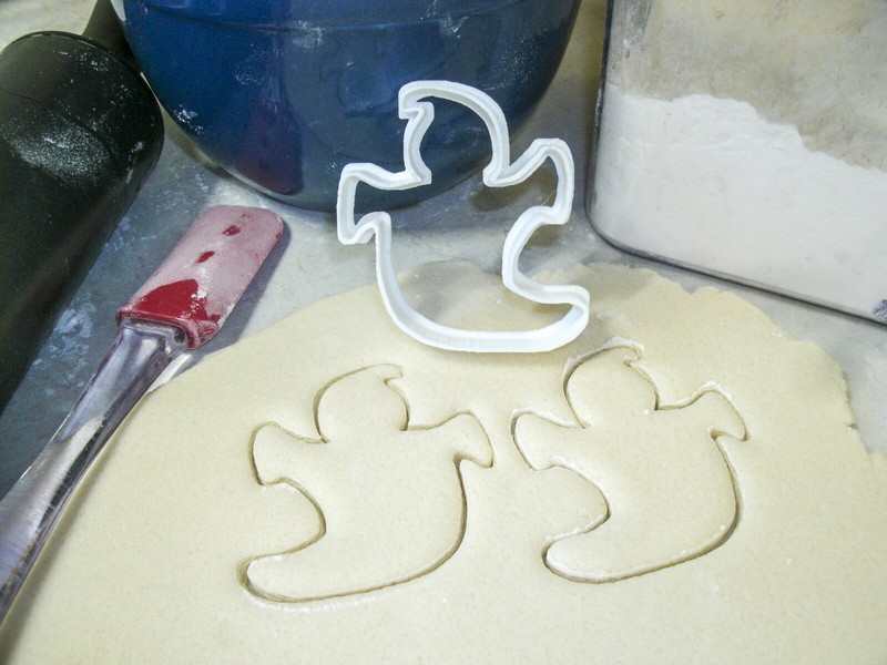 SPOOKY CREATURES HALLOWEEN GHOST BAT CAT SPIDER SET OF 4 COOKIE CUTTER PR1097 gallery