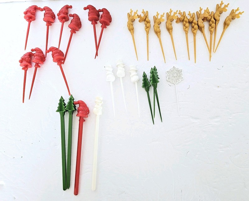 26 Vintage Santa Reindeer Christmas Cake Toppers Toothpicks Cupcake Decorations