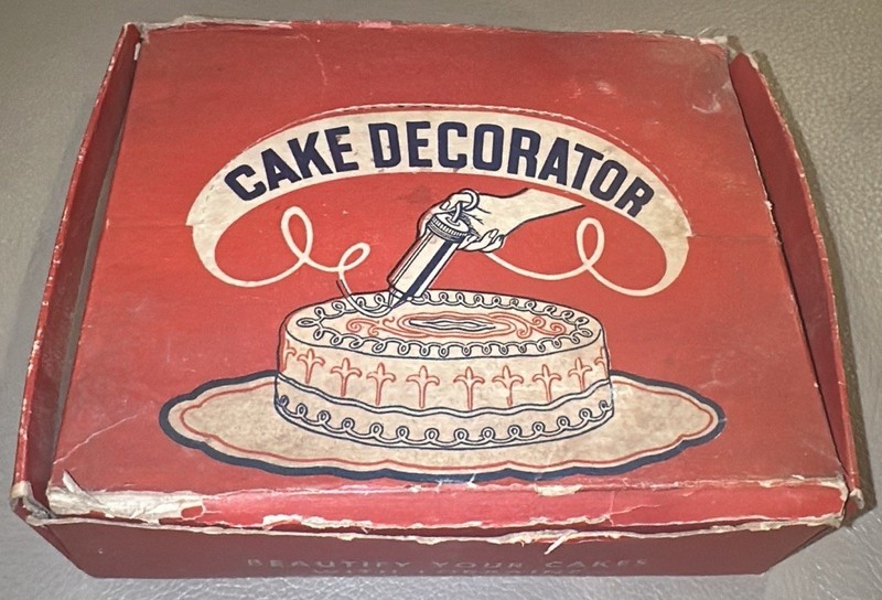 Vintage 50’s Lorraine Aluminum Cake Decorator Set With Six Tips In Original Box