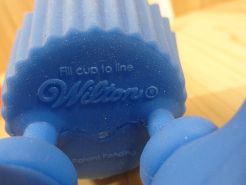 Wilton Silicone Cupcake Liner Silly Feet Set of 4 Individual Baking Cup Mold gallery