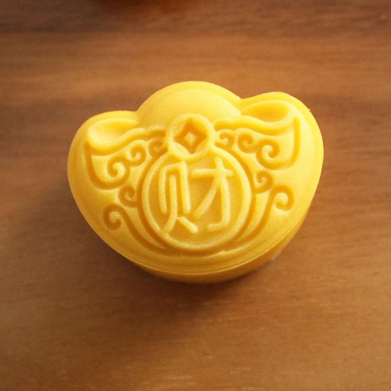 Mooncakes Maker Molds With 3D Pattern Ingot Shape Design For Home Baking