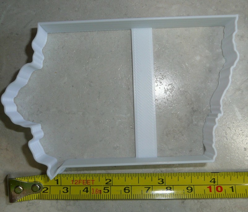 IOWA OUTLINE HAWKEYE STATE MIDWEST SPECIAL OCCASION COOKIE CUTTER USA PR2715 gallery