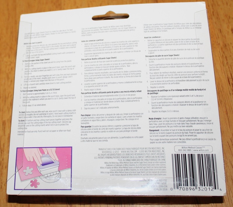 Wilton ~ SUGAR SHEETS BORDER PUNCH INSERT - HEART #1907-1012 for Fondant - NEW gallery