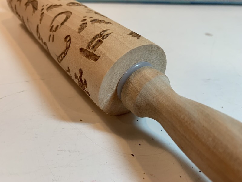 Christmas Themed Rolling Pin Natural Wood Laser Engraved 13 inch gallery