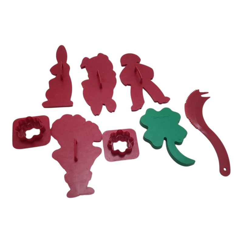 Vintage Tupperware Cookie Cutters Holiday Santa Shamrock Bunny Pig 8pc Lot gallery