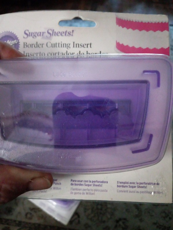 Wilton Cake Decorating Sets - Sugar Sheets - Insert, Cutter, Punch Set, lot of 4 gallery