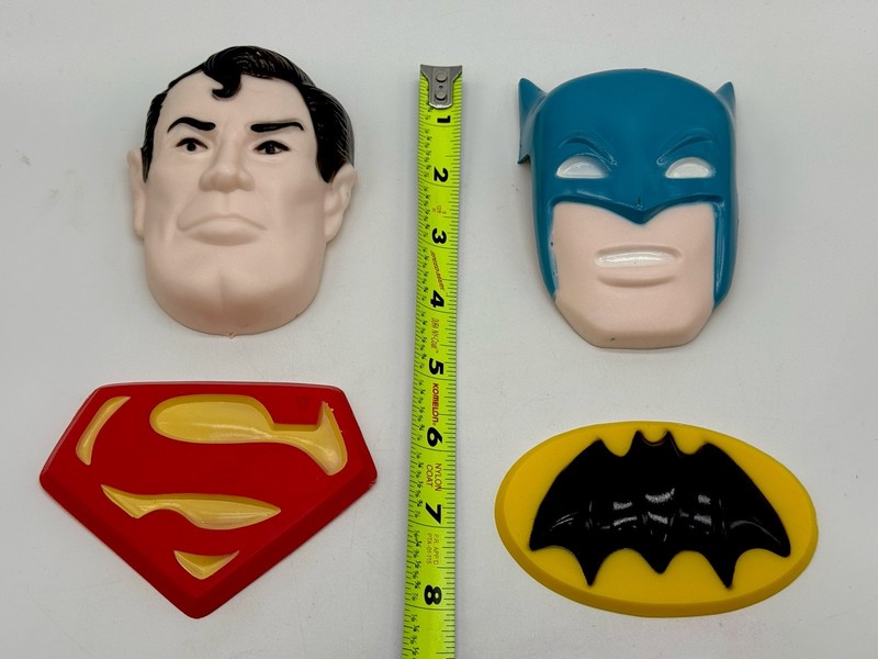 Vintage 1977 Wilton DC Comics Batman & Superman Cake Toppers gallery