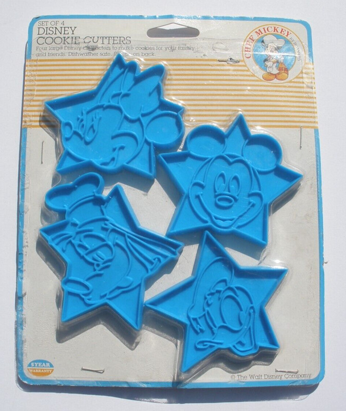 Vintage Disney Chef 4 Cookie Cutters Mickey Mouse Minnie Donald Goofy Blue Stars