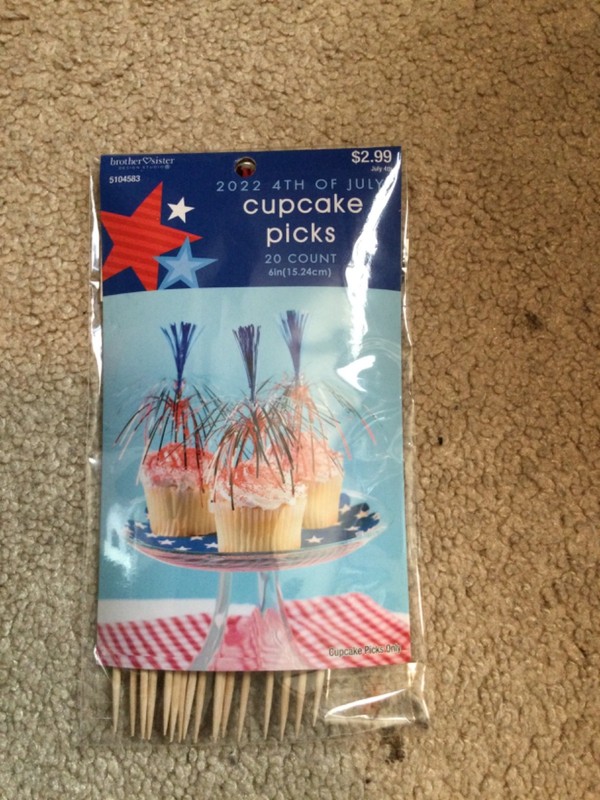 new cupcake picks 4th of july 20 count 6inches tall