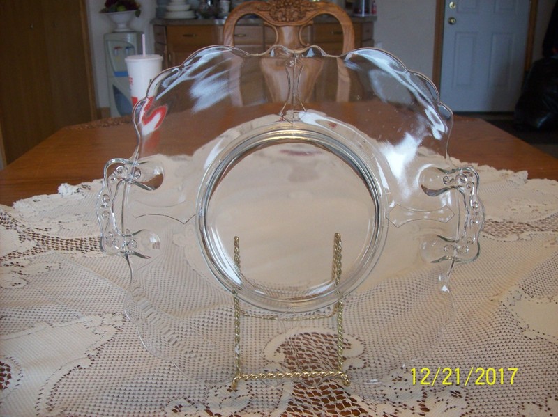 Crystal Clear Depression Glass Scalloped Edge Double Handle Cake Plate gallery