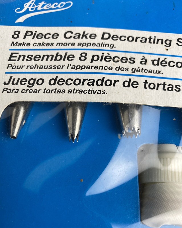 Ateco 8 Piece Cake Decorating Set Pipping Bag Included #334 BNIB gallery