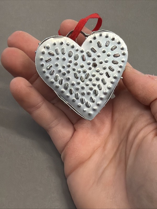 Perforated Heart Tart Ring Baking W/ Bottom B18 gallery