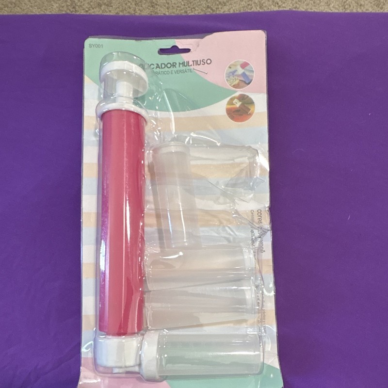 Manual Cake Airbrush Kit w/ Pump, 4 Pcs Red/White Plastic Coloring Tool