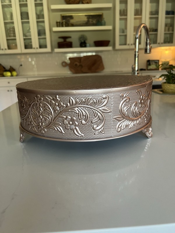 Rose Gold Metal Cake Platform
