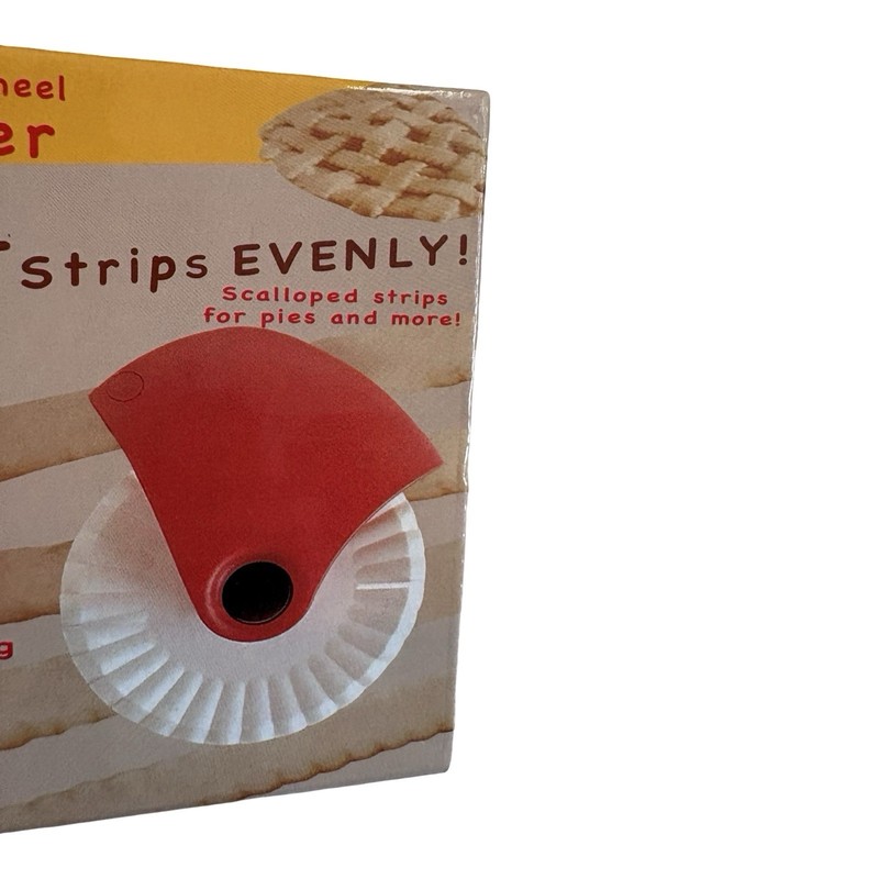 Talisman Designs Pastry Wheel Pie Crust Decorator, Red gallery