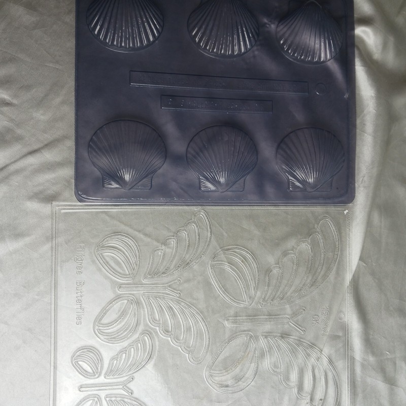 Mixed Lot of 14 Clear Plastic Chocolate Molds-OCEAN/BEACH/SUMMER gallery