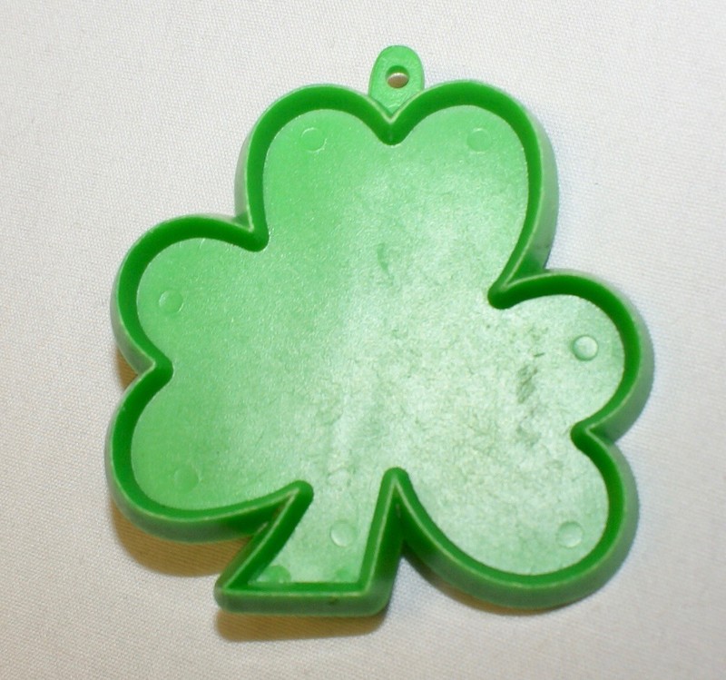 VTG Cookie Cutters St Patrick's Day Irish Club Clover Shamrock Biscuit Aluminum gallery