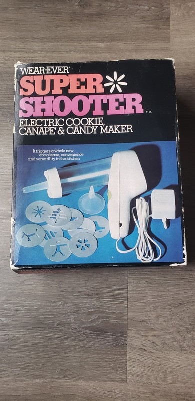 VTG Wear Ever Super Shooter Electric Cookie Canape Candy Press #70001 UNTESTED