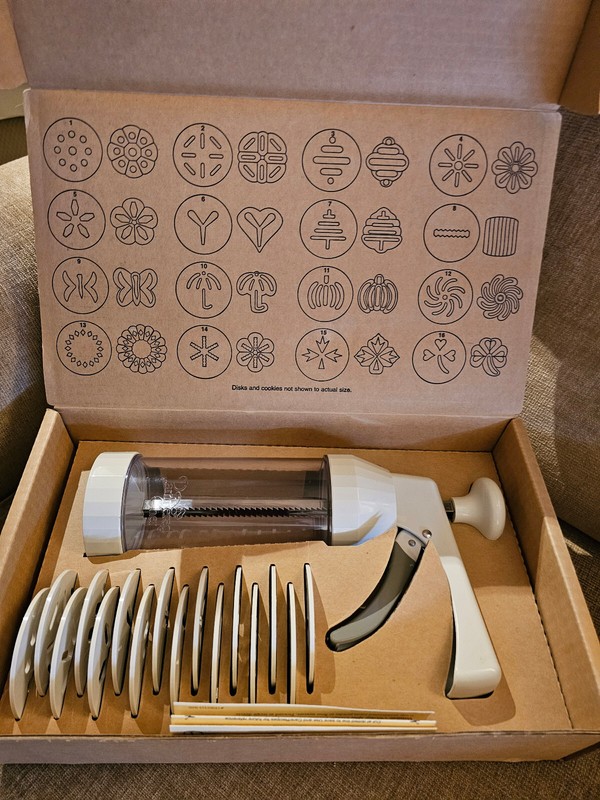 New! The Pampered Chef Cookie Press Set 15 Discs Patterns 1525 Dough Pastry gallery