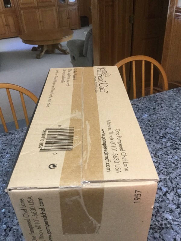 Pampered Chef #1957 White Ceramic Cake Stand Pedestal NIB 13” Diameter (Retired) gallery