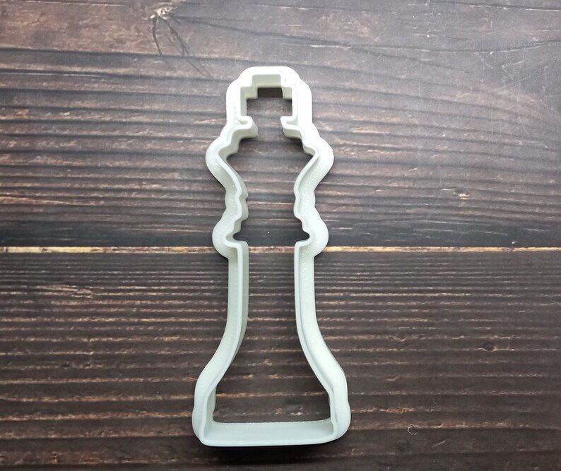 King Chess Piece Cookie Cutter - 3D Printed Food Safe PLA Plastic gallery