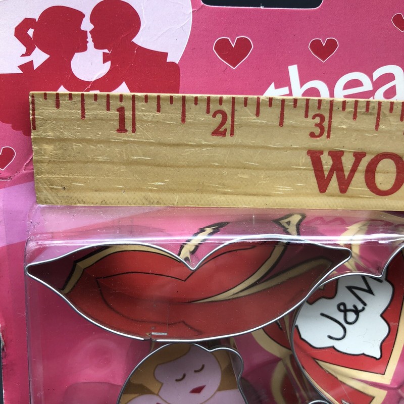 New Fox Run Sweethearts Metal Cookie Cutters Set of 4 Lips Hearts Cupid #3556 gallery