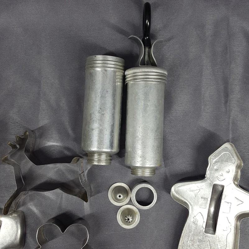 Vintage Aluminum Cookie Cutter Set with Cookie Press & Nozzles - Christmas Theme gallery