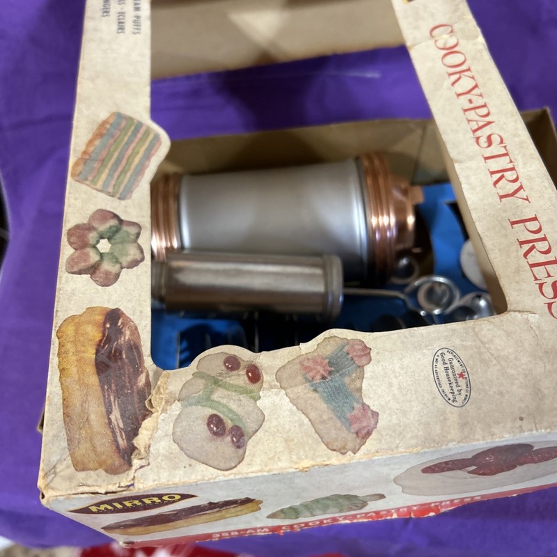 Vintage Mirror Aluminum Cooky-Pastry Press 358-AM In Original Box gallery