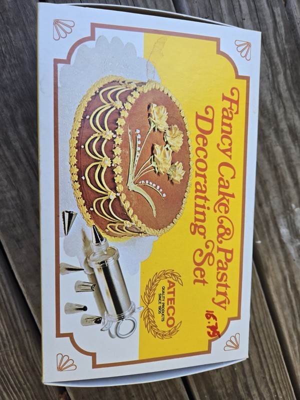 Fancy Cake & Pastry Decorating Set By ATECO NO.701
