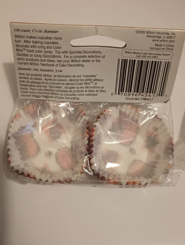 Vintage Harvest Wilton Cupcake Liners 75 Regular & 100 Mini gallery