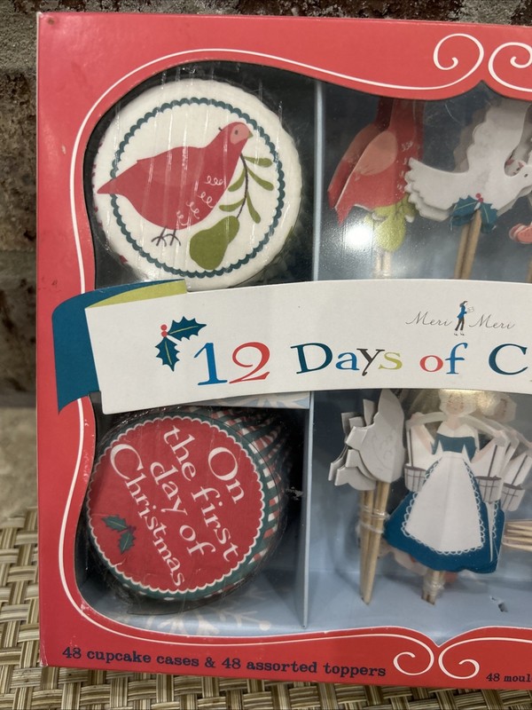 2011 Meri Meri 12 Days Of Christmas Cupcake Kit And Toppers gallery