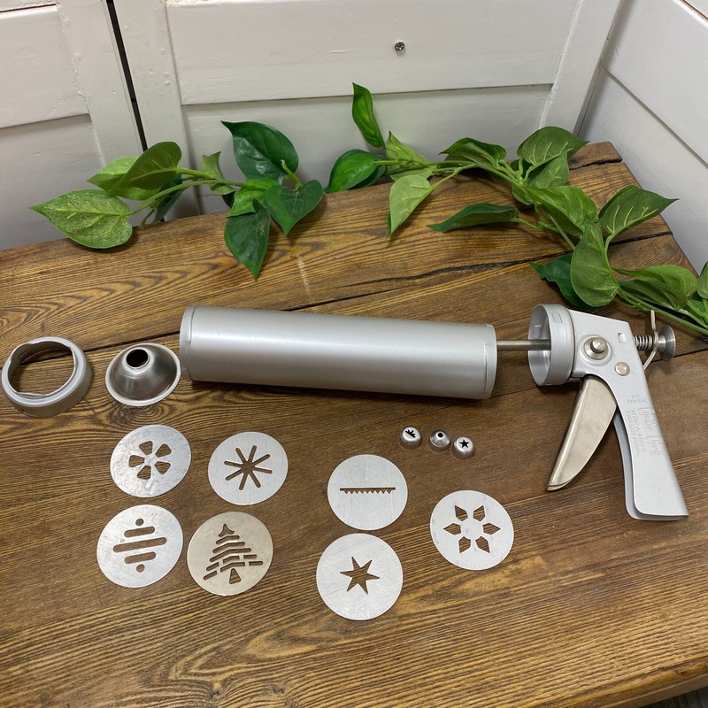 Vintage Cookie Chef Trig-A-Matic Pastry Gun General Mills 1980s Aluminum Silver
