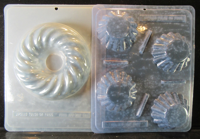 2 Large Chocolate Candy Jello Molds Round Peanut Butter Cup Shape Apollo