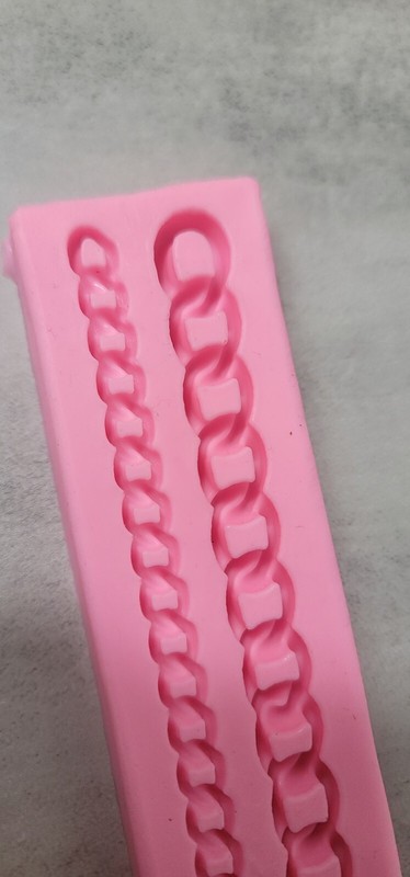 PIE CRUST SILICONE MOLDS ROPE LACE LINK FONDANT MOLD CHAIN SHAPED SILICONE gallery
