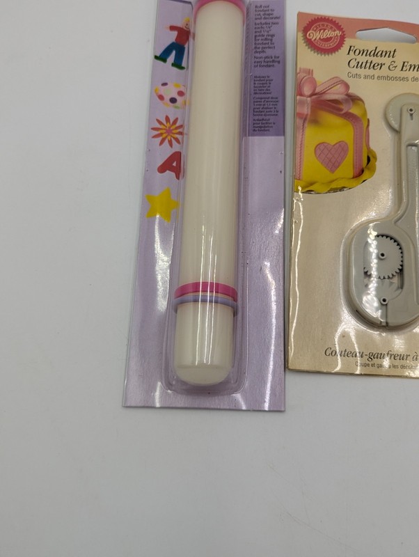 Wilton Fondant Cutter Embosser & Rolling Pin ~ NEW gallery
