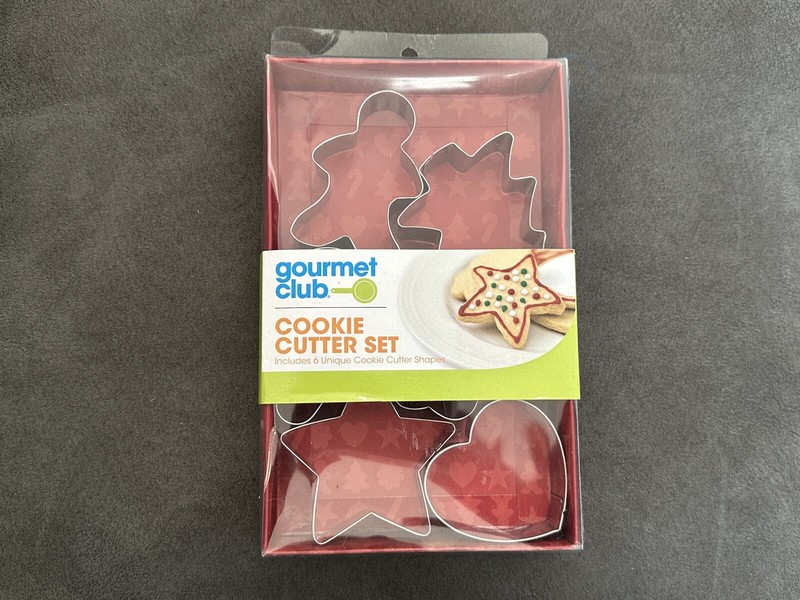 NIP GOURMET CLUB COOKIE CUTTER SET OF 6 SHAPES gallery