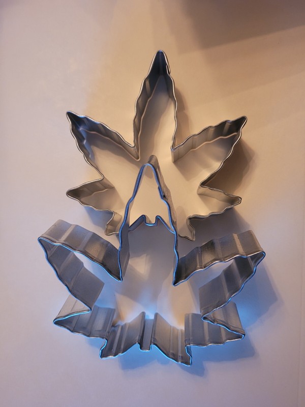 Large Maple Leaf Cookie Cutter, 2 Set Fall Autumn Baking, FREE SHiPPiNG gallery