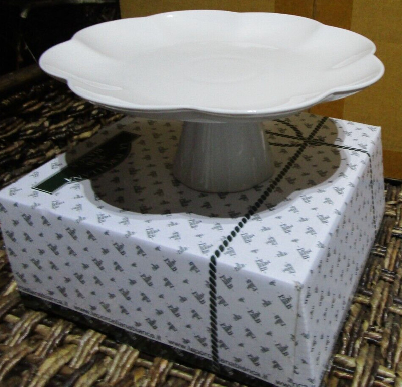 Williams Sonoma La Porcellana Bianca Villadei plate w Stand New w box