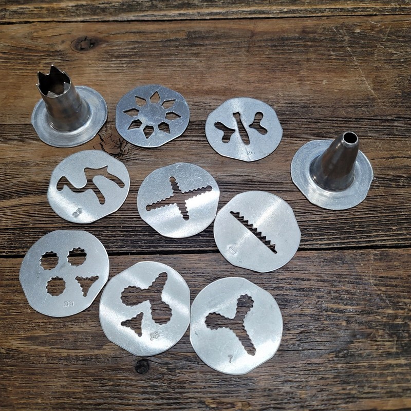 VTG Mirro 2″ Cookie Pastry Press Plates Disc Replacement Design Parts Lot of 10.