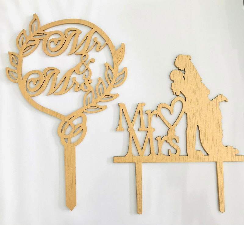 2 in 1 Mr and Mrs Gold Wooden Cake Topper Re-usable Wedding, Engagement party