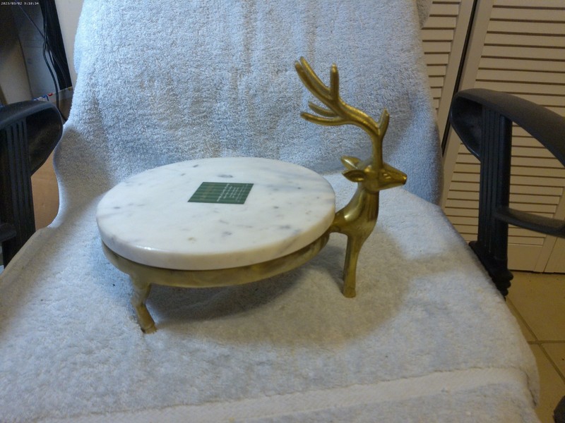 Granville Christmas Reindeer Heavy Marble Cake Plate Stand New W/Sticker No Box