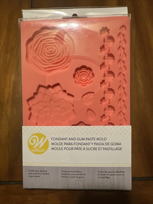 Wilton Flower and Leaf Fondant and Gum Paste Silicone Mold