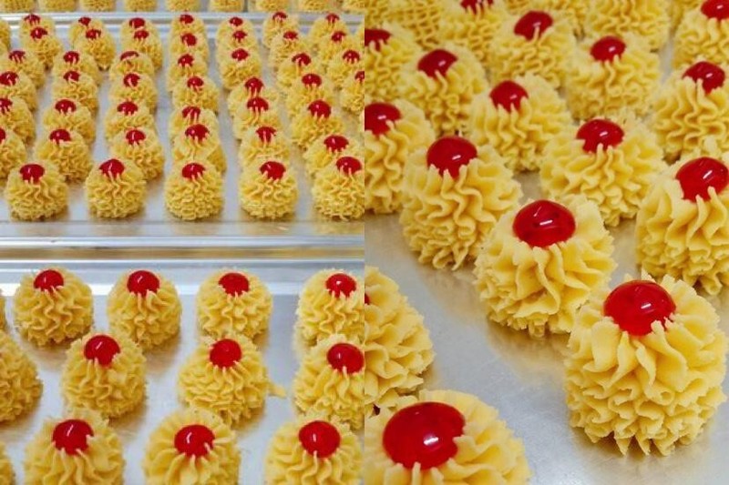 Dahlia or Biscuit or Semperit Cookies Nozzle Plunger Presser Cookies Tool Mould gallery