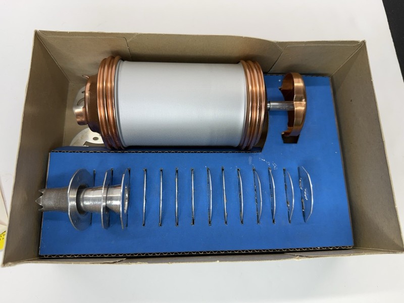 Vintage Mirro Cookie Press 358-AM Copper Cooky Pastry Spritz 12 Discs Box 3 Tips gallery