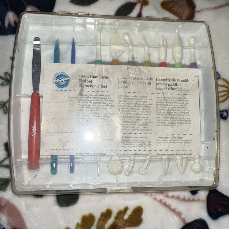 Wilton Fondant & Gum Paste 6" Tool Set/10 in Case Cake Decorating gallery