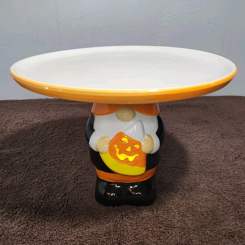 Mr Christmas Halloween Cake Plate Gnome Candy Corn Light Up Stand Dessert Tray