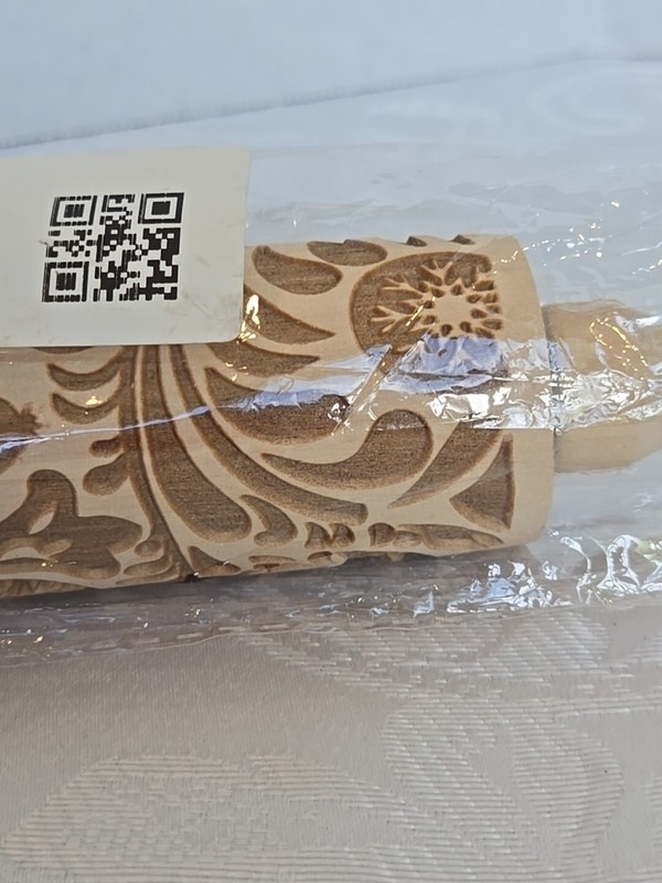 European Retro Swirls Snowflake Engraved Wooden Embossed Cookies Rolling Pin NEW gallery